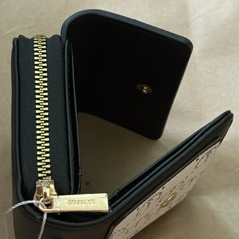 Gussaci Black and Cream Women's Wallet